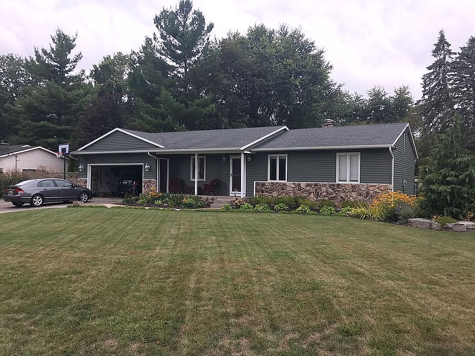 1st image of 1143 Paradise Lake Dr SE