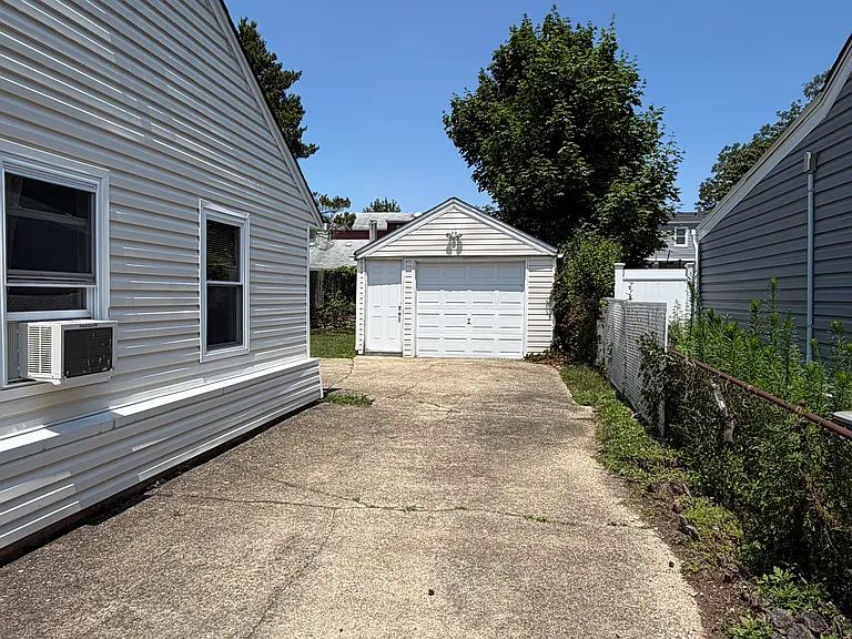 38 Island St — Photo 15