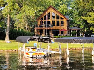 6349 Mabley Hill Rd, Fenton, MI 48430