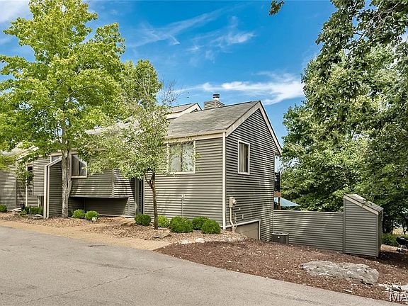 2nd image of 46 S Lionshead Dr