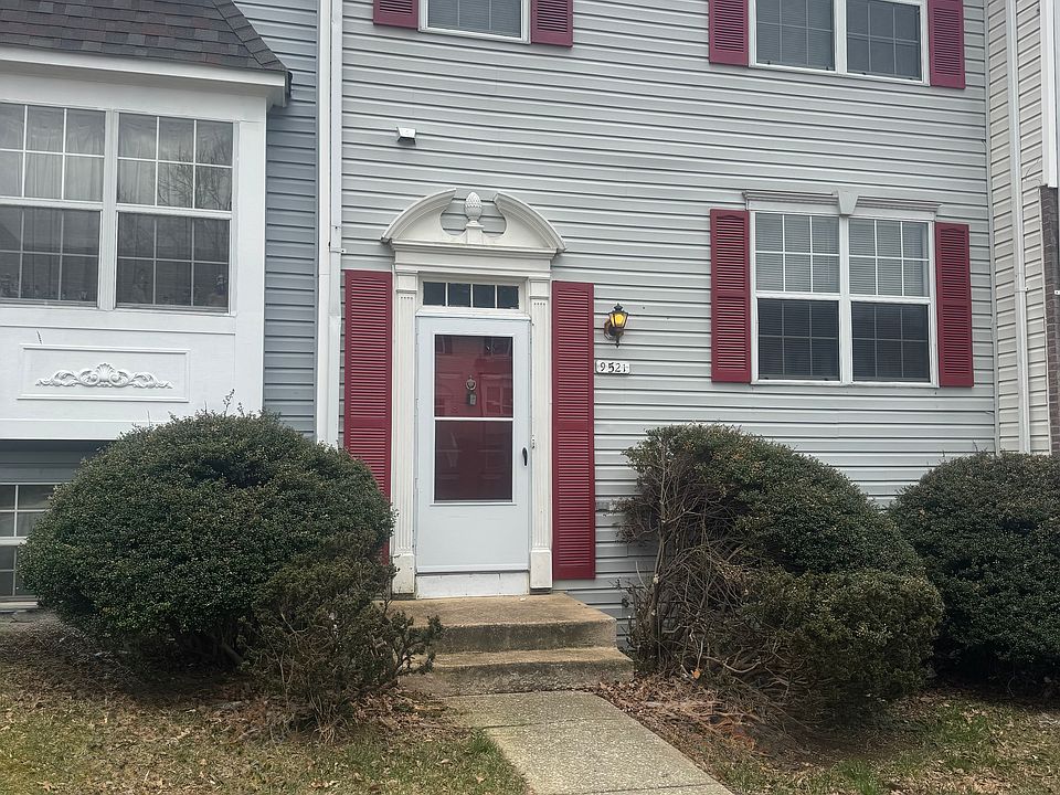 1st image of 9521 Oak Trace Way