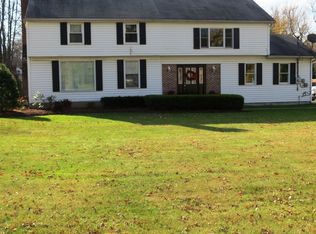 8972 E Market St, Warren, OH 44484