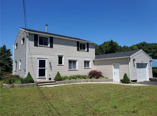 105 Newport Rd, Rochester, NY 14622