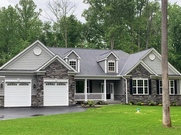 12048 Greenbrier Dr, King George, VA 22485