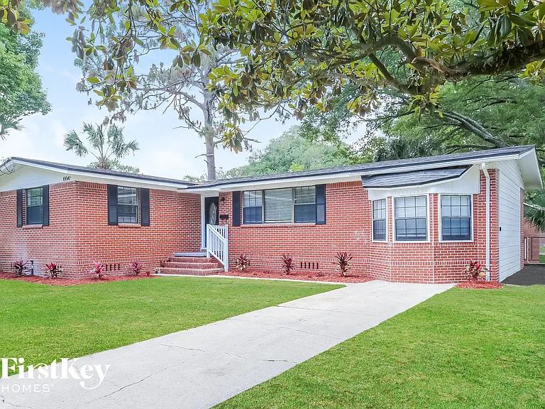 6641 Pine Summit Dr — Photo 2