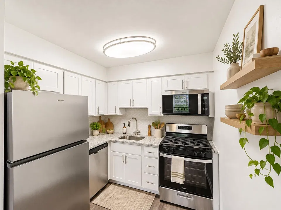 South Mountain Apartment Homes