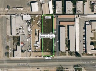 E Avenue R, Palmdale, CA 93550