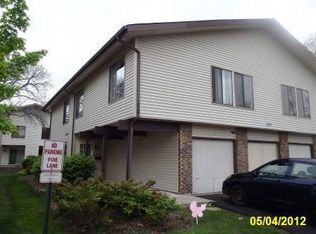 107 S Bartlett Rd #97-2, Hanover Park, IL 60107