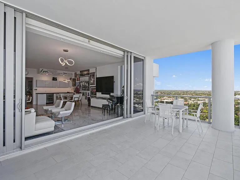 1 Water Club Way #Penthouse 2204 — Photo 40