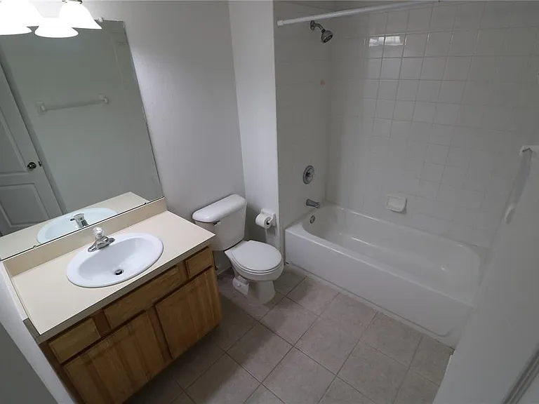 4866 Pond Ridge Dr — Photo 31