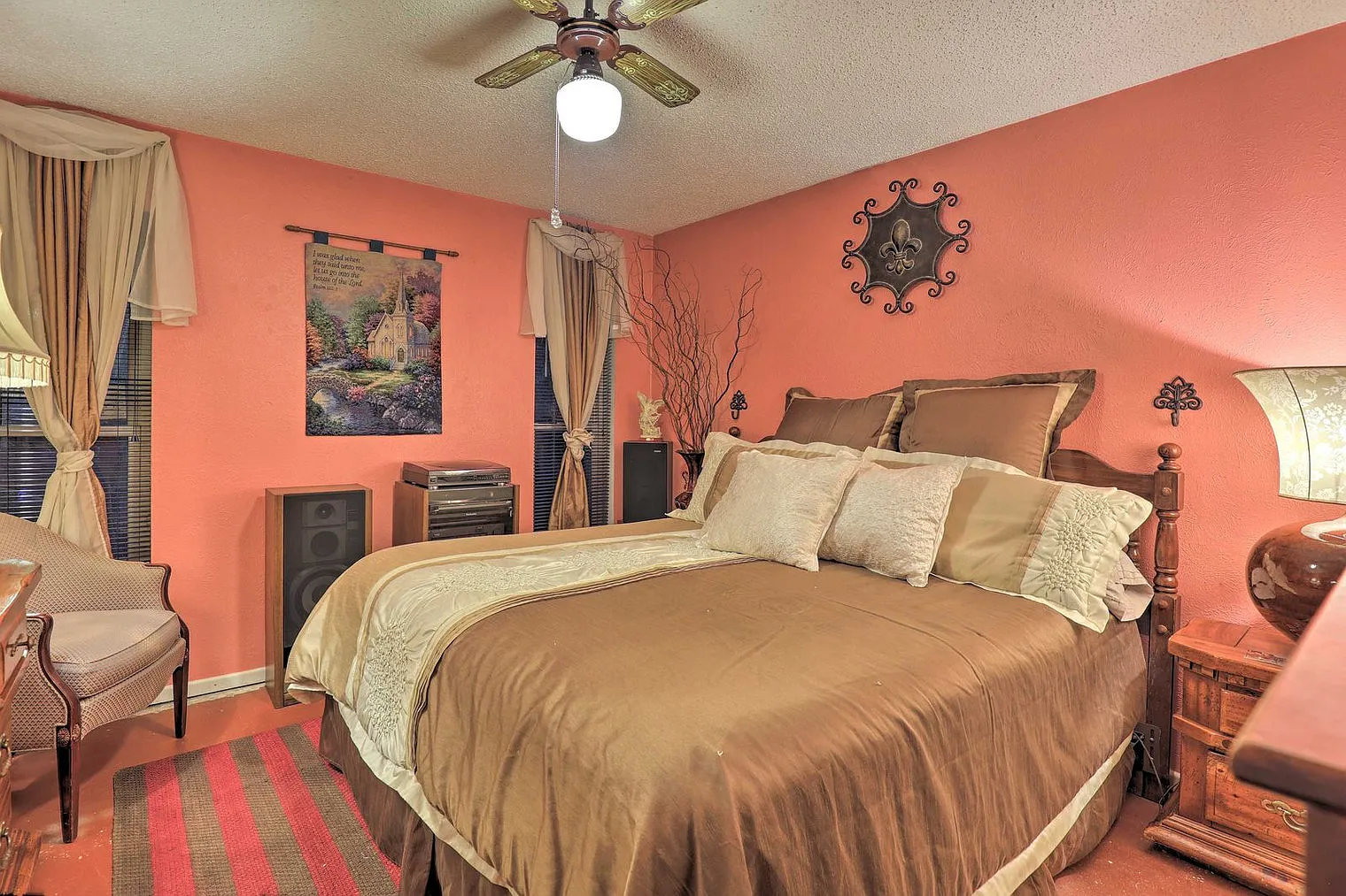 4 bed, 2.0 bath, 2497 sqft, $3,128 — Photo 4