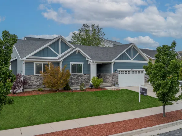 6474 S Silhouette Ln, West Jordan, UT 84081