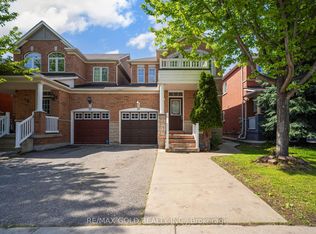 30 Grover Rd, Brampton, ON L6Y 5R4