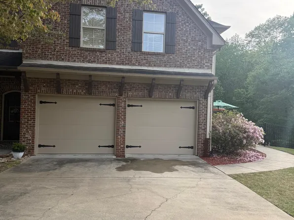 4220 Lochshire Ln, Gardendale, AL 35071