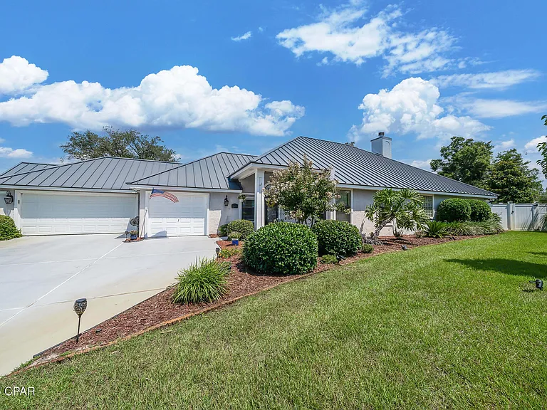 625 Amberjack Dr — Photo 7