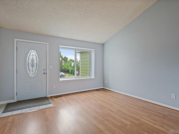3rd image of 8651 Aspen Circle