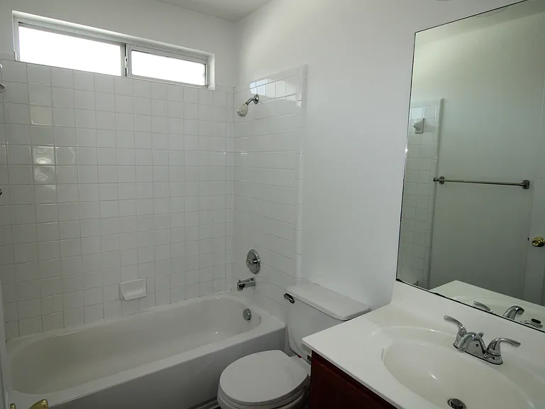 9114 Meadow Spgs — Photo 12