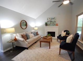 327 Raindrop Ln, Hendersonville, TN 37075
