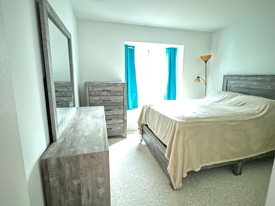1st image of 4702 Deer Run Ct #3