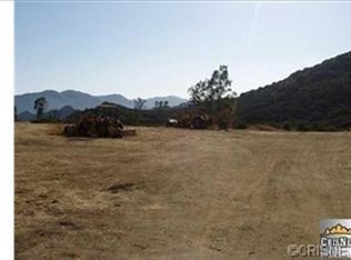 2051 Delphine Ln, Calabasas, CA 91302