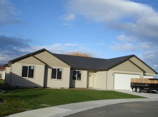 1703 Ironwood Ave, West Richland, WA 99353