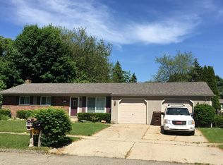 2793 Orenda St, Commerce Township, MI 48382