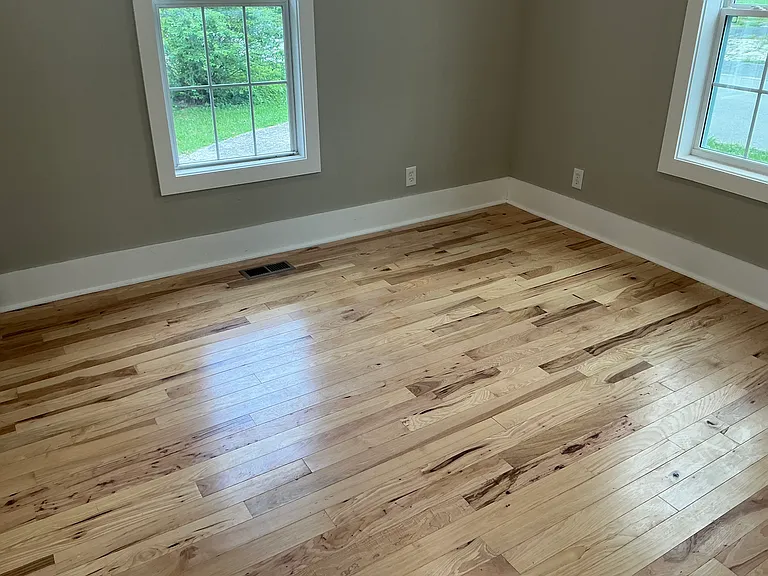 319 W Chilhowie Ave — Photo 8