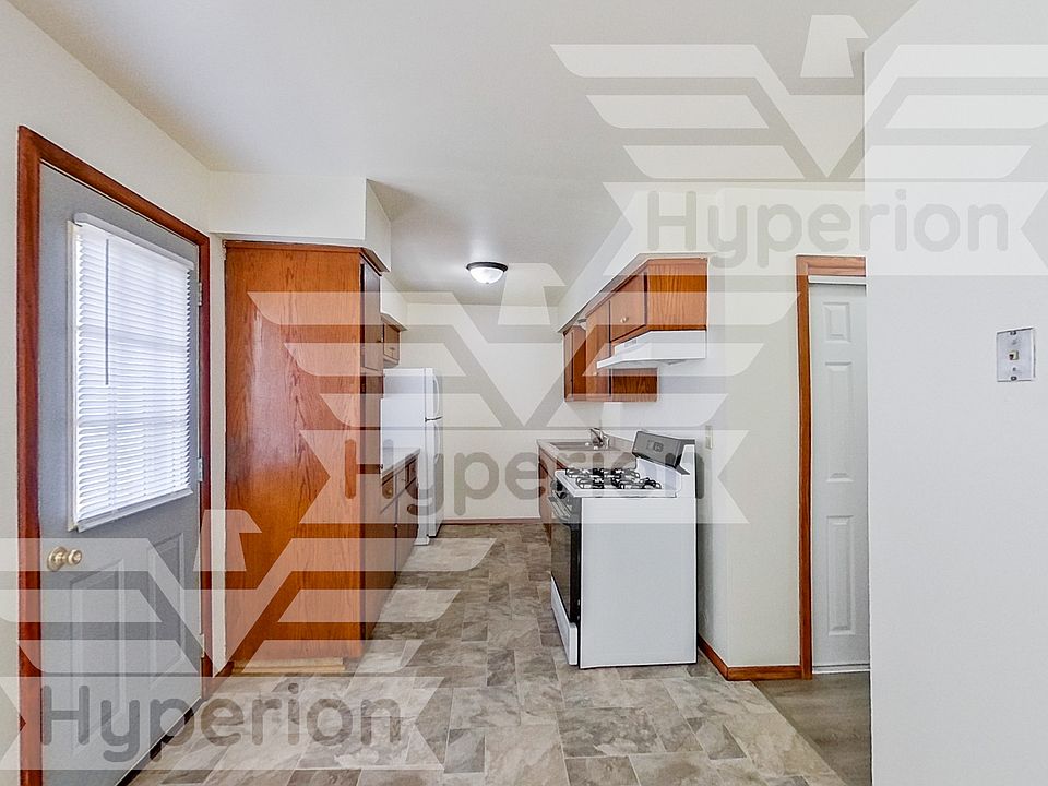 Kitchen + Balcony