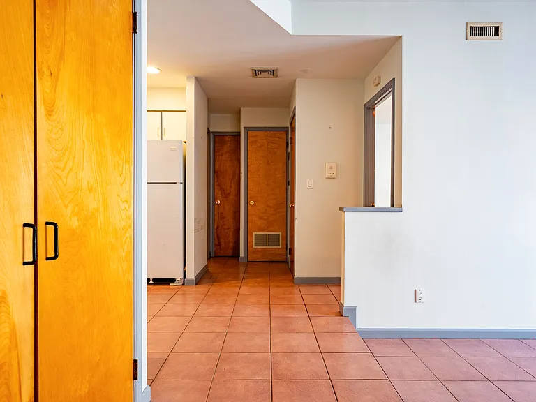 763 S 8th St — Photo 14
