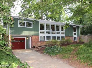 7605 Seoane Ct, Falls Church, VA 22042