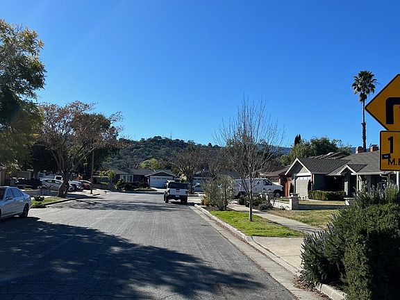 2nd image of 5777 Halleck Dr