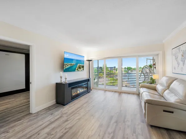 951 Spanish Circle #445, Delray Beach, FL 33483