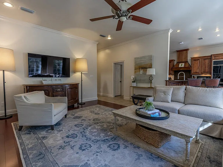 7316 Northbrook Cir — Photo 23