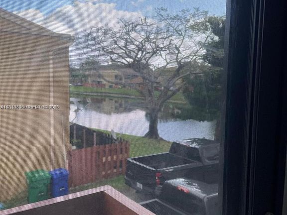 4th image of 8409 N Missionwood Cir #D-30