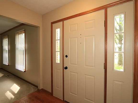 4th image of 8160 Red Mill Dr