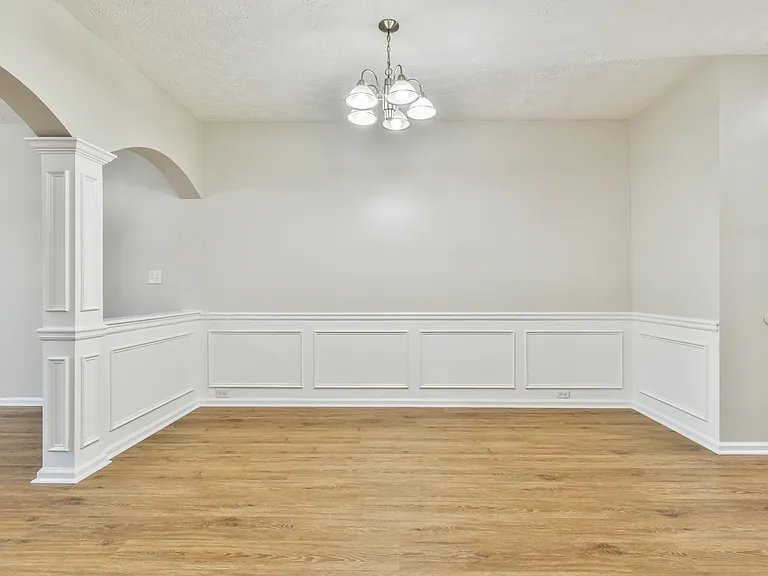 2529 Emma Way — Photo 5