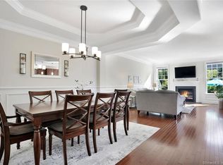 24 Winding Ridge Way, Danbury, CT 06810