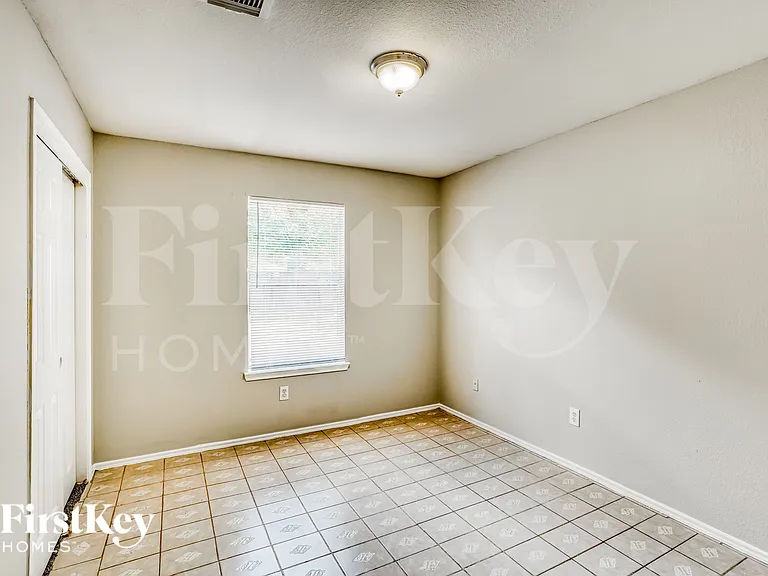 9342 Bowmore Ct — Photo 12