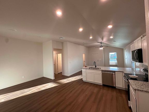 3rd image of 13825 Gary Ave