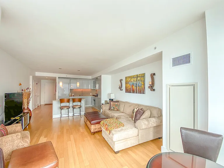 77 Hudson St #2610 — Photo 5