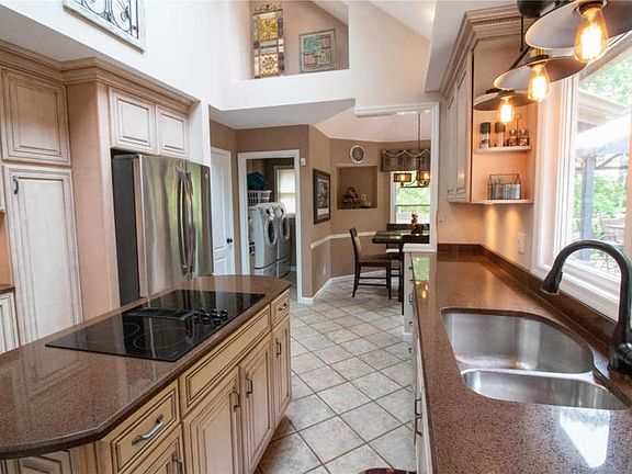 5th image of 5427 Medalton Way