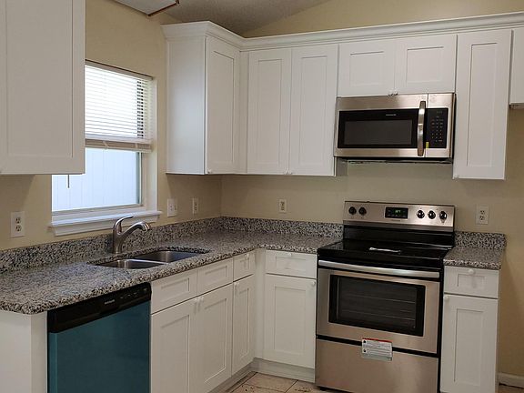 2nd image of 2832 Lantana Lakes Dr E