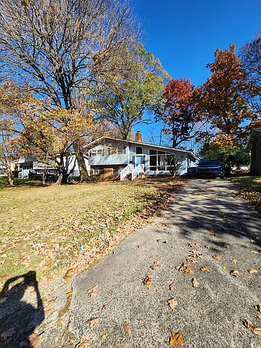 4809 Thornwood Rd Photo 1