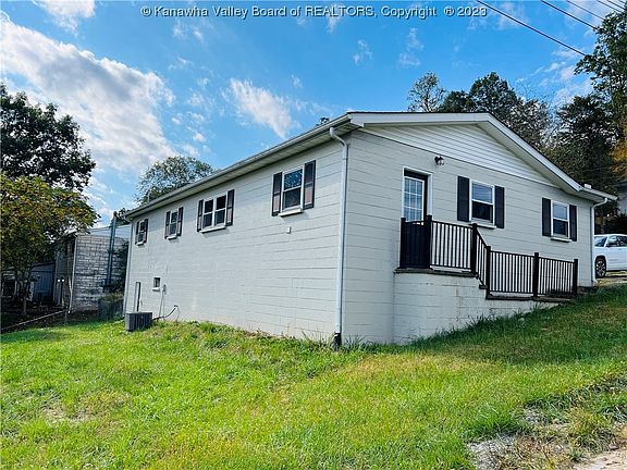 3rd image of 5312 Monta Vista Dr
