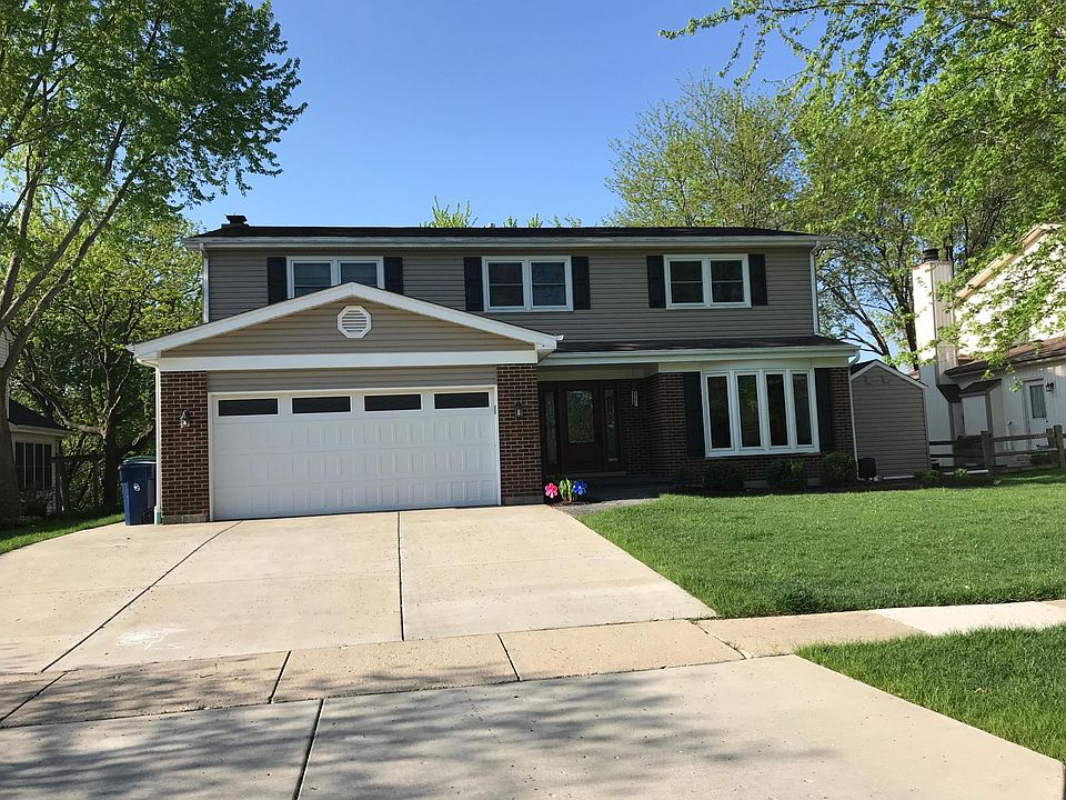 619 Cortland Drive, Lake Zurich, IL 60047