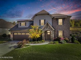 11838 Lakehurst Ln, Farragut, TN 37934