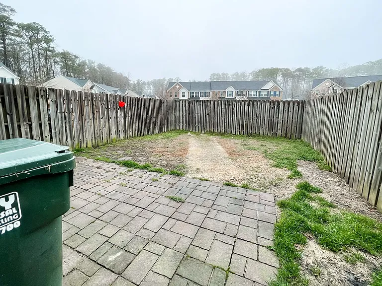 120 Kelly St — Photo 13