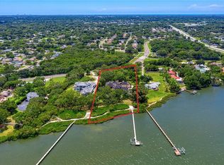 2810 Philippe Pkwy, Safety Harbor, FL 34695