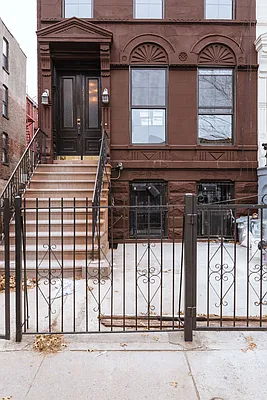 Rented by Nooklyn NYC LLC | media 28