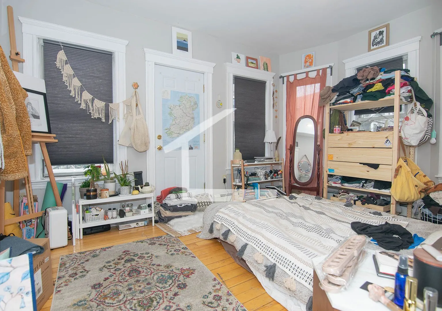 Great 7 Bed 2.5 Bath Available 9/1/26 — Photo 4